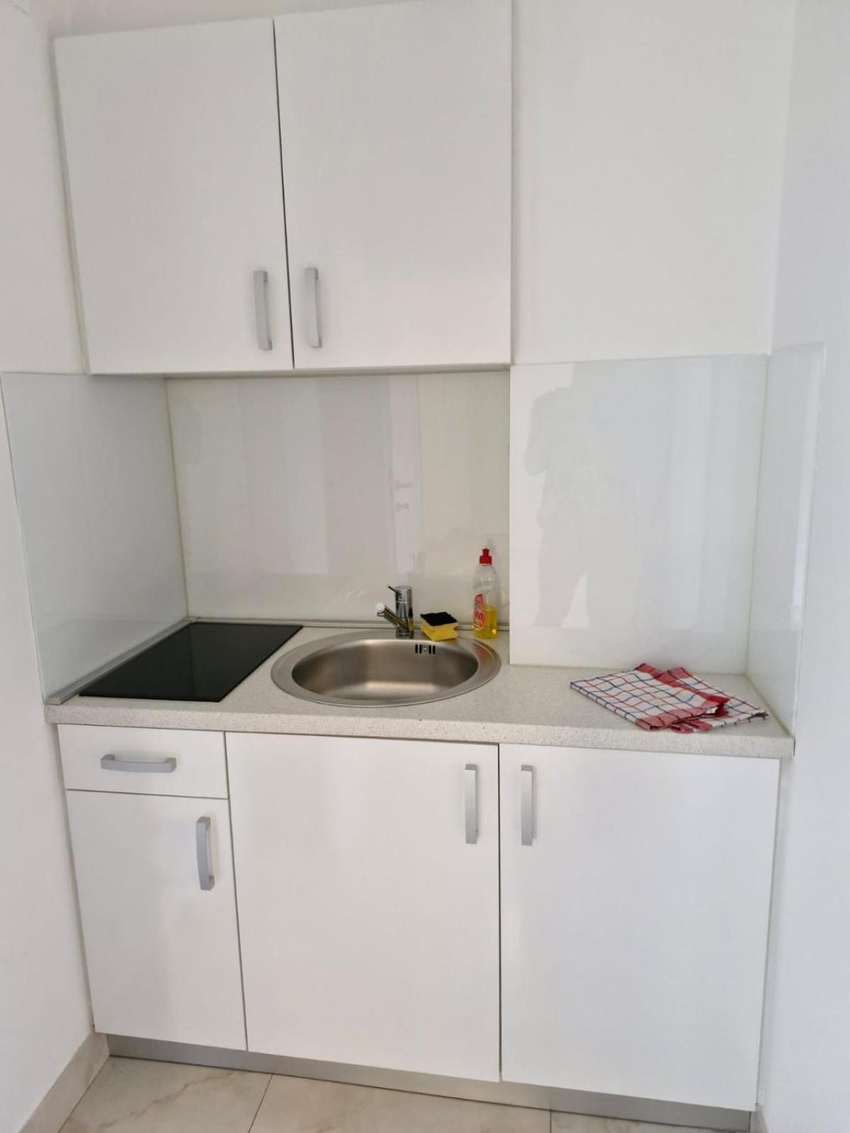 Rooms & Apartment Mama Mia Malinska Ngoại thất bức ảnh